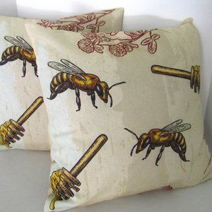 Indoor Pillow Case Sofa Throw Cushion Cover Home Decor Bees Pattern  Set of two